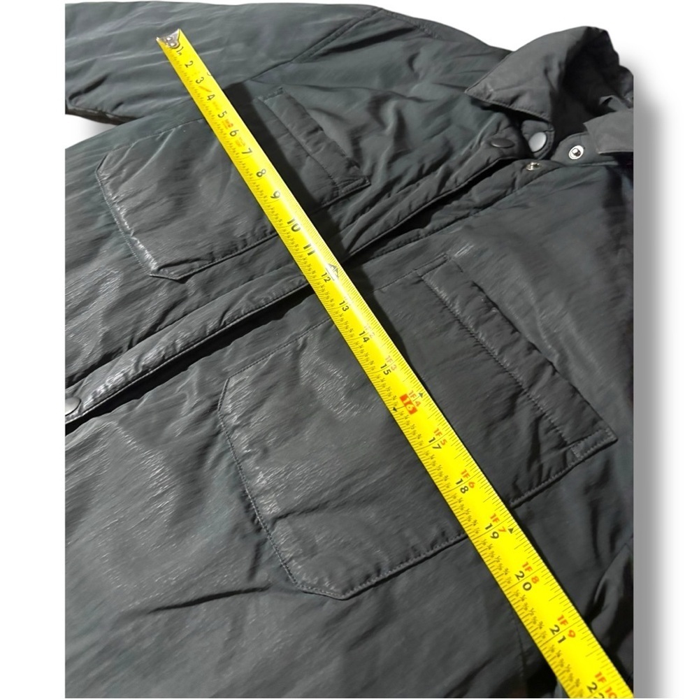 GAP Women's Charcoal Lightweight Button Down Hoodless Recycled Puffer Jacket - Picture 10 of 15